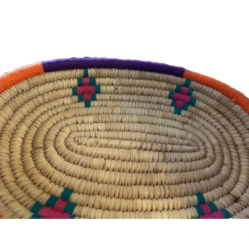 Vtg Southwest Native American Coiled Basket Tray 10” x 8” Wool Accents Handwoven